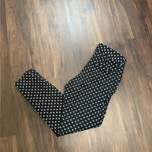 Old Navy Black and White Pixie Pants